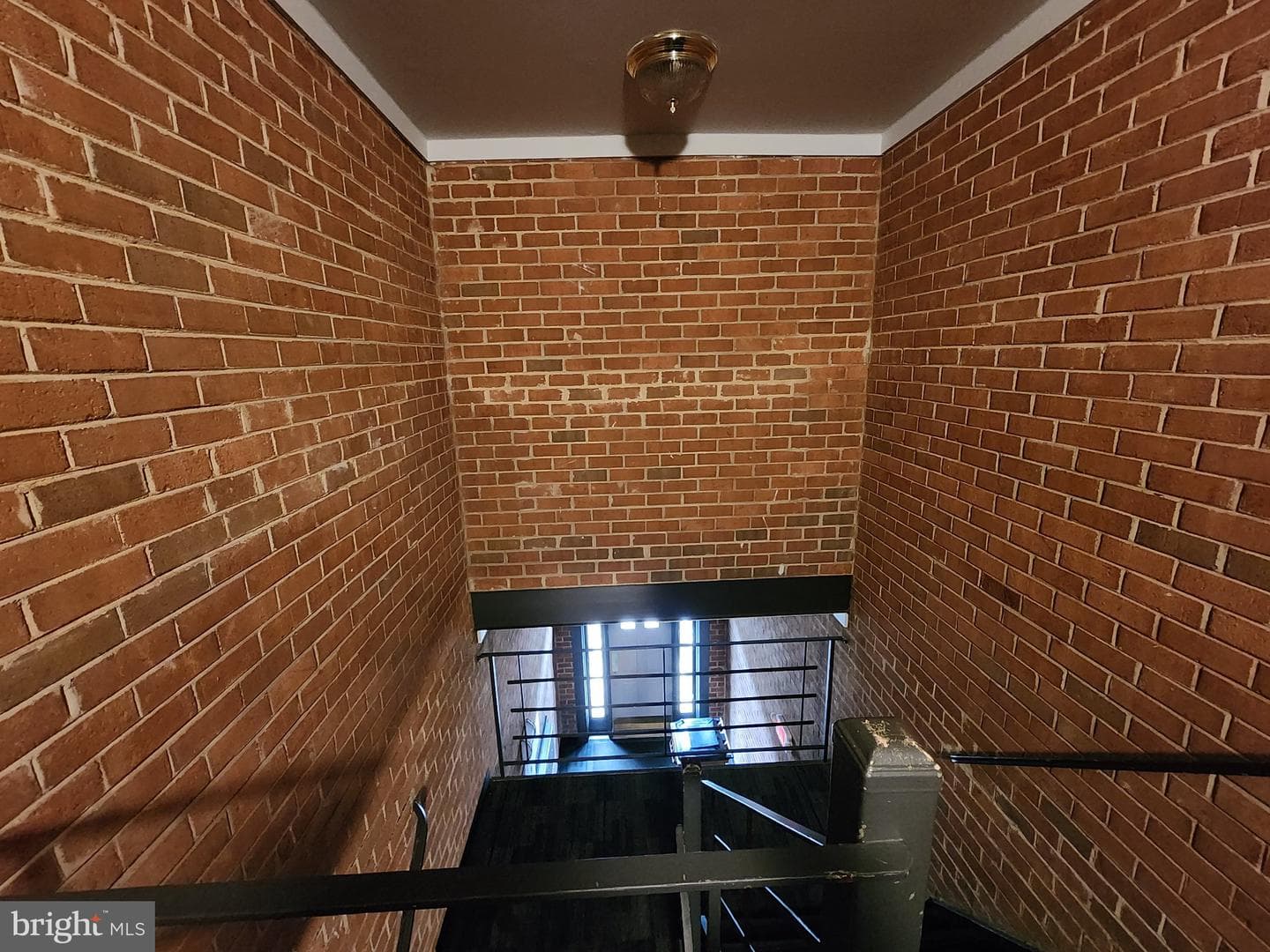 884 College Parkway #302, Rockville