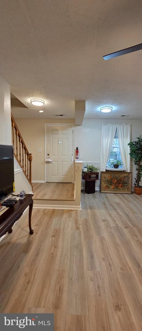 506 Pickwick Village Way photo 4