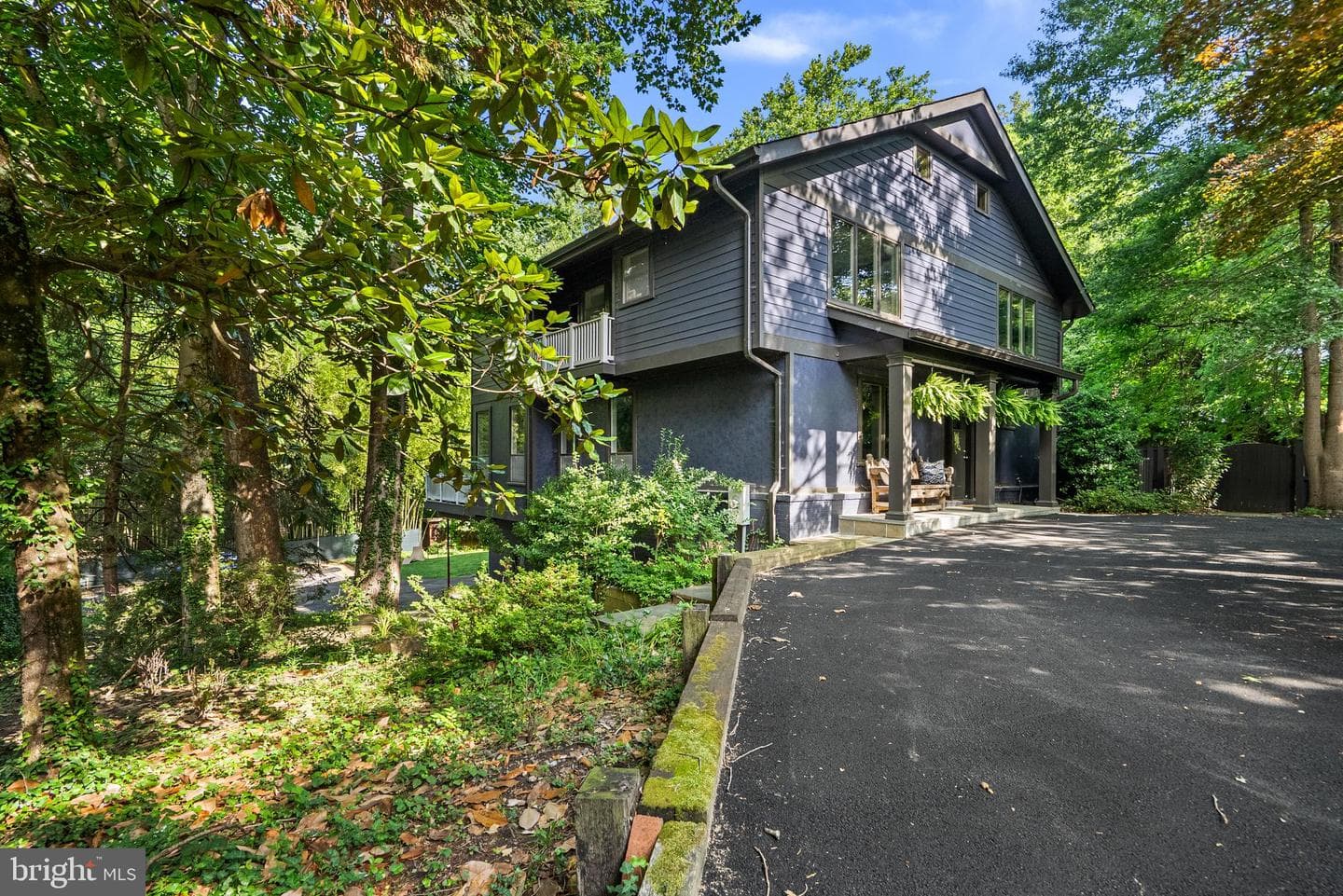 8025 Riverside Drive, Cabin John