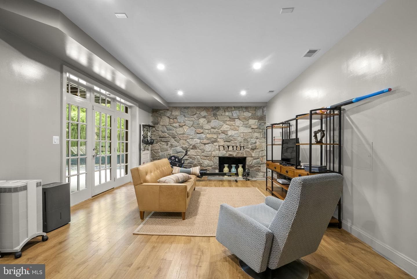 8025 Riverside Drive photo 46