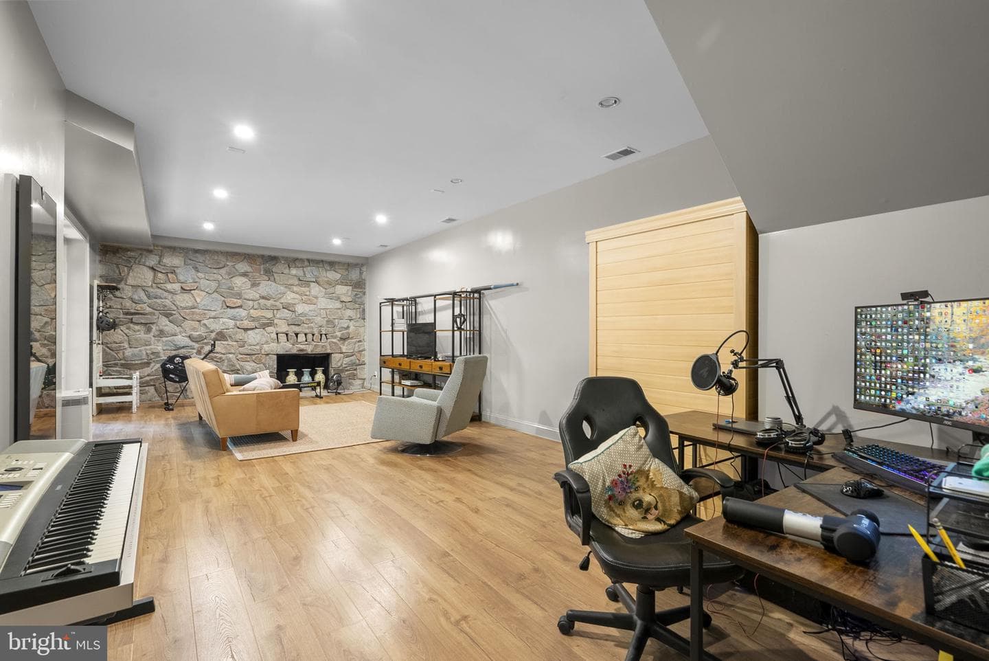 8025 Riverside Drive photo 47