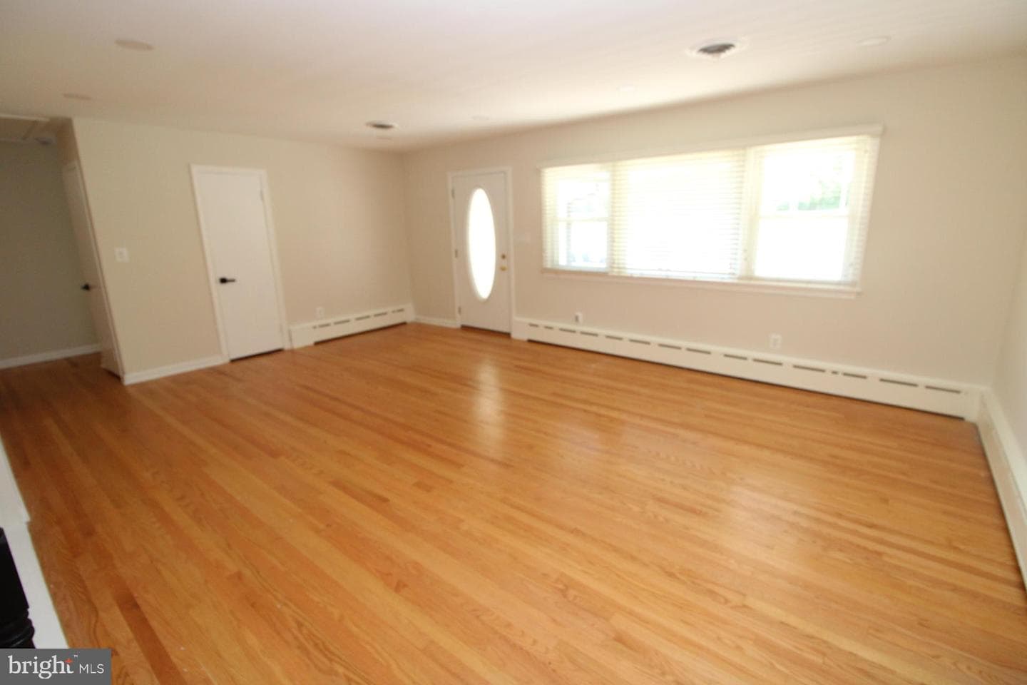 16215 Redland Rd photo 10
