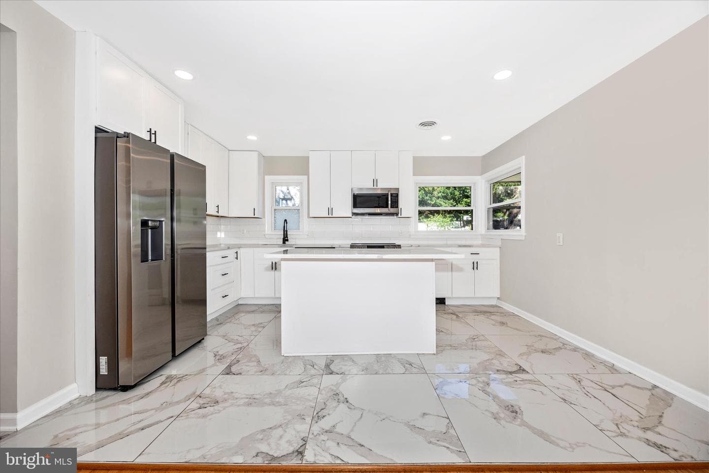 16215 Redland Rd photo 12