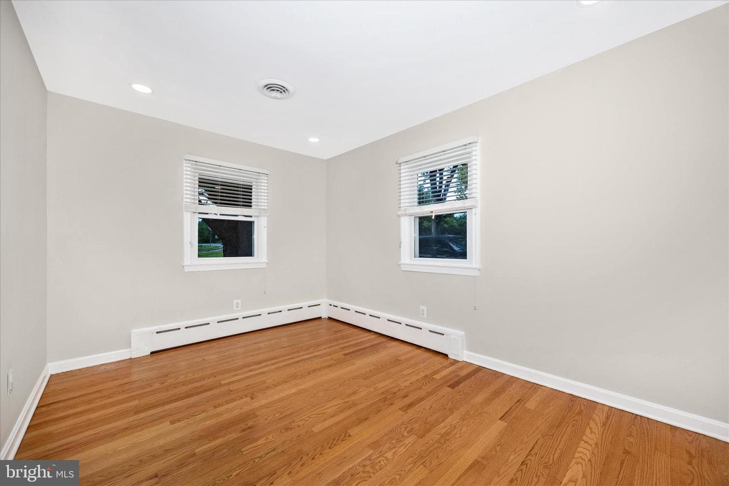16215 Redland Rd photo 19