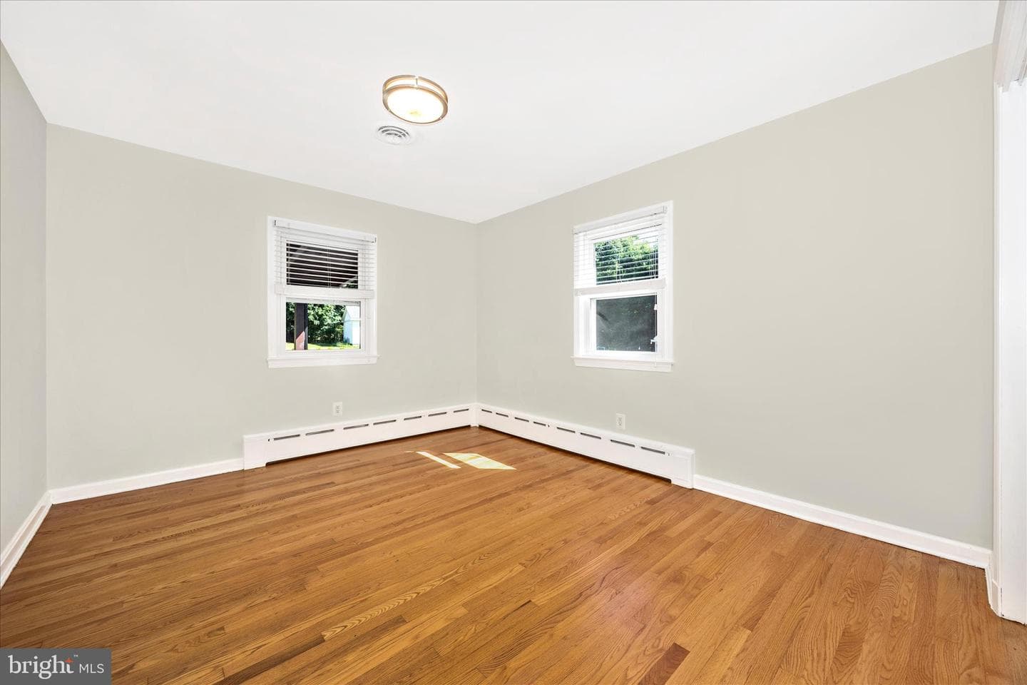 16215 Redland Rd photo 25