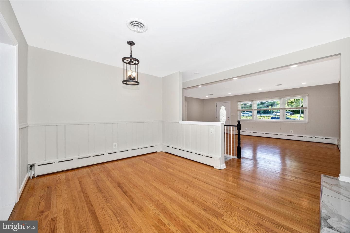16215 Redland Rd photo 7