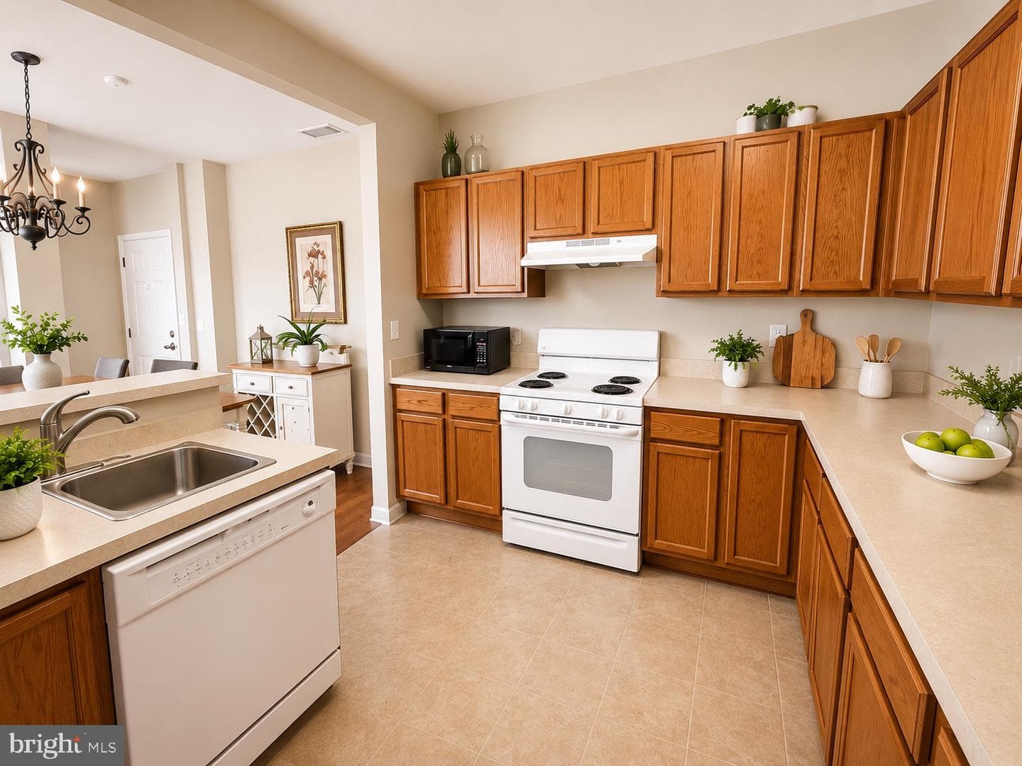 14241 Kings Crossing Blvd # 311 photo 6