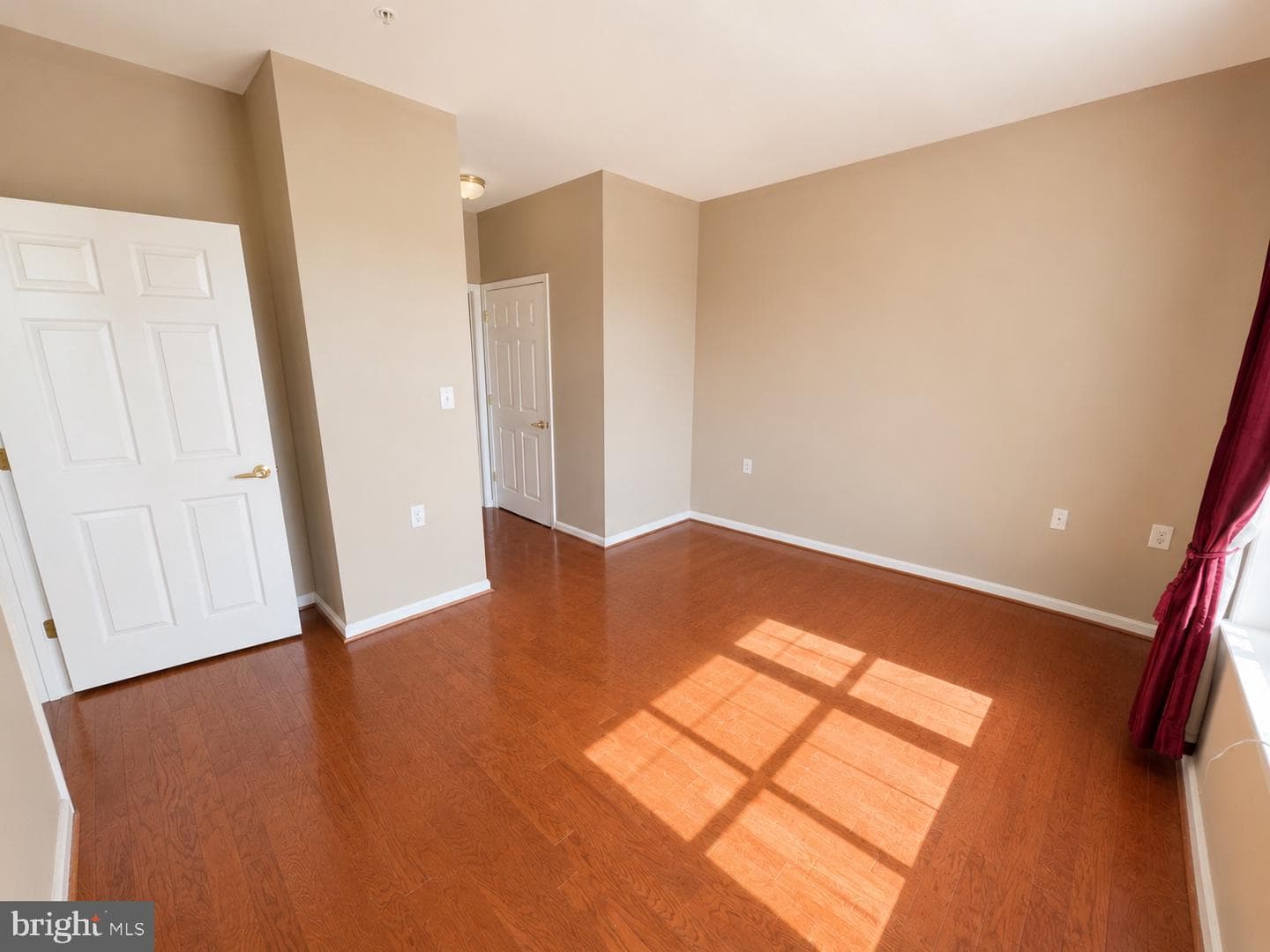 14241 Kings Crossing Blvd # 311 photo 8