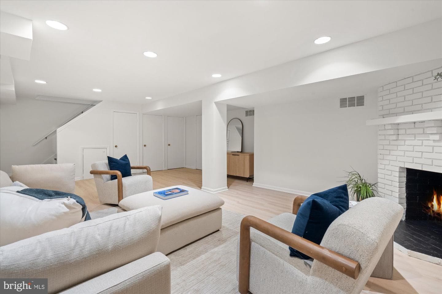 5016 Scarsdale Road photo 29
