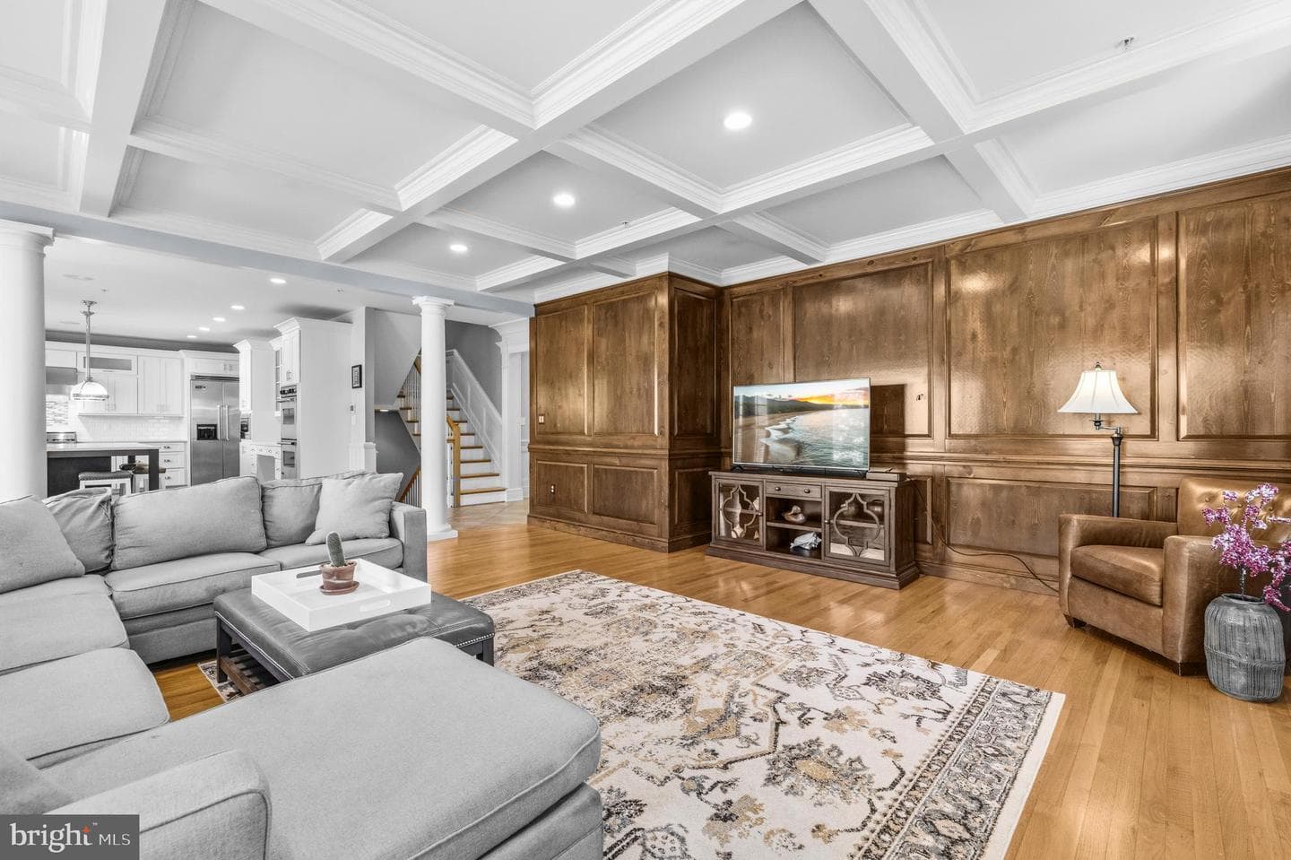 9421 Holland Ave photo 4