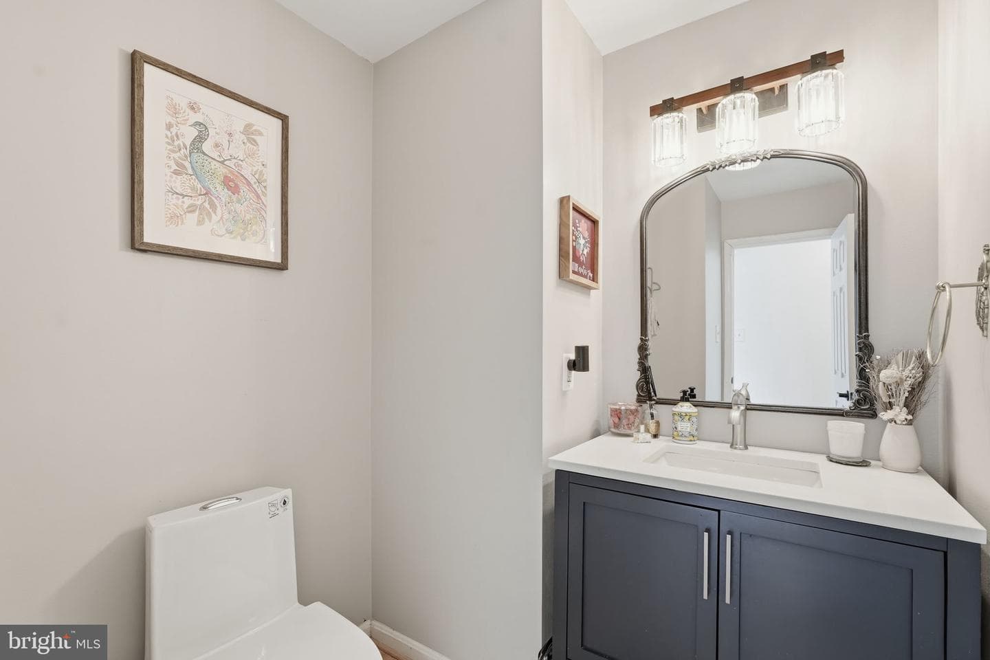118 Upshire Circle photo 15