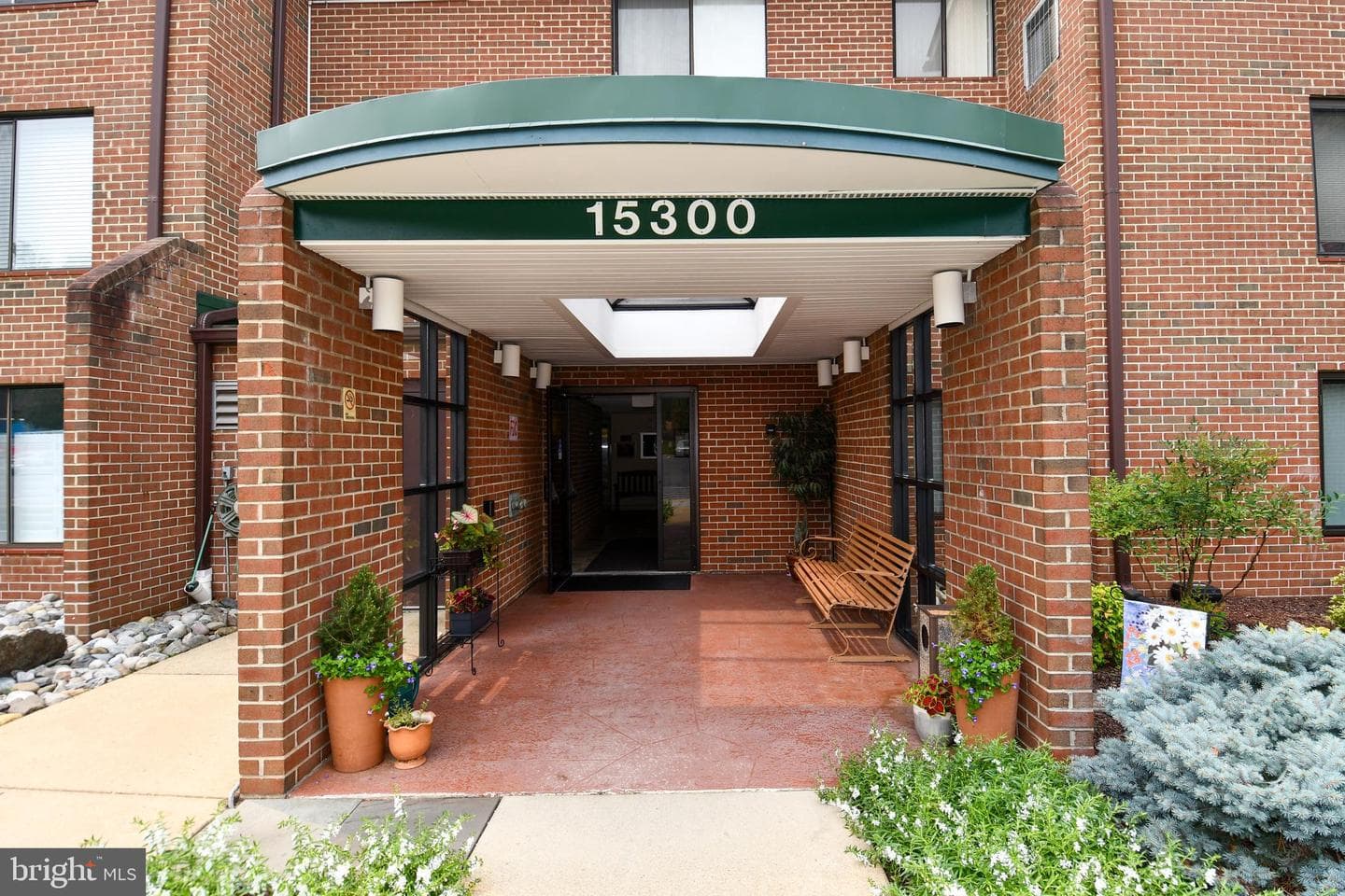 15300 Beaverbrook Court #88-2k photo 25