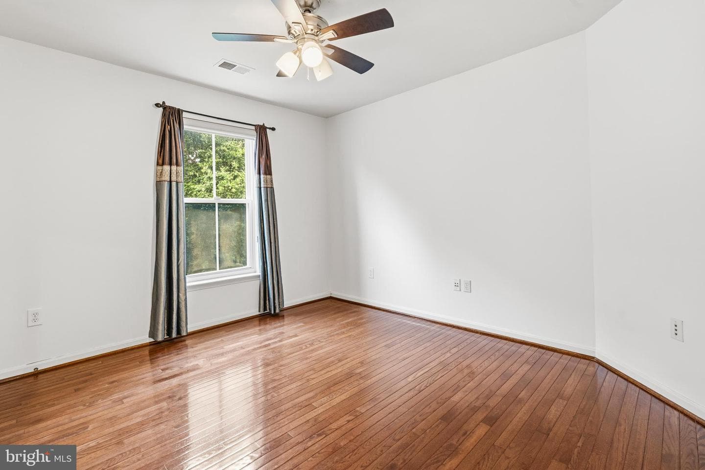 22409 Brook Point Way photo 43