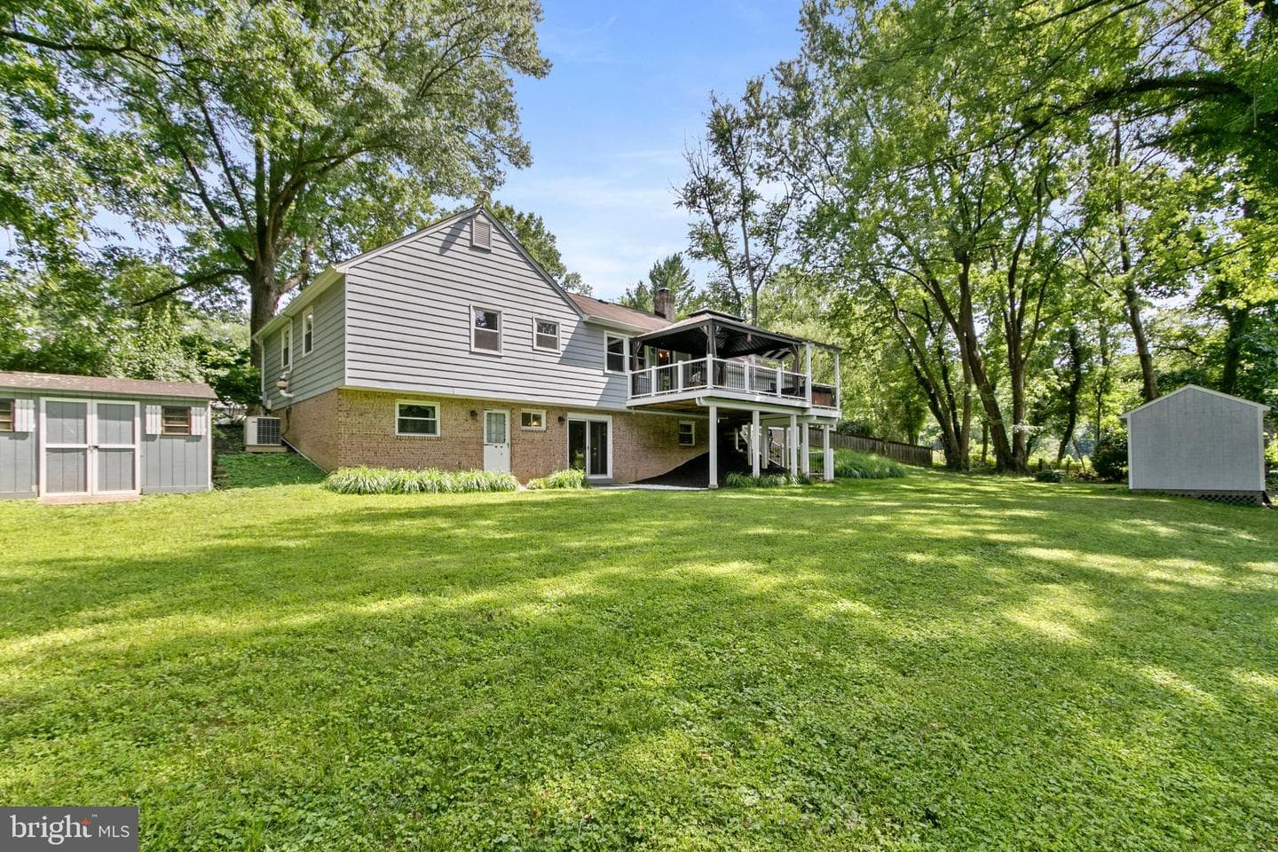 2209 Coffeewood Court photo 4