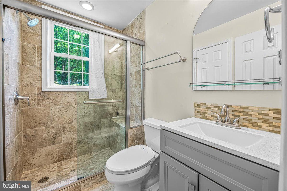 11112 Woodson Avenue photo 20
