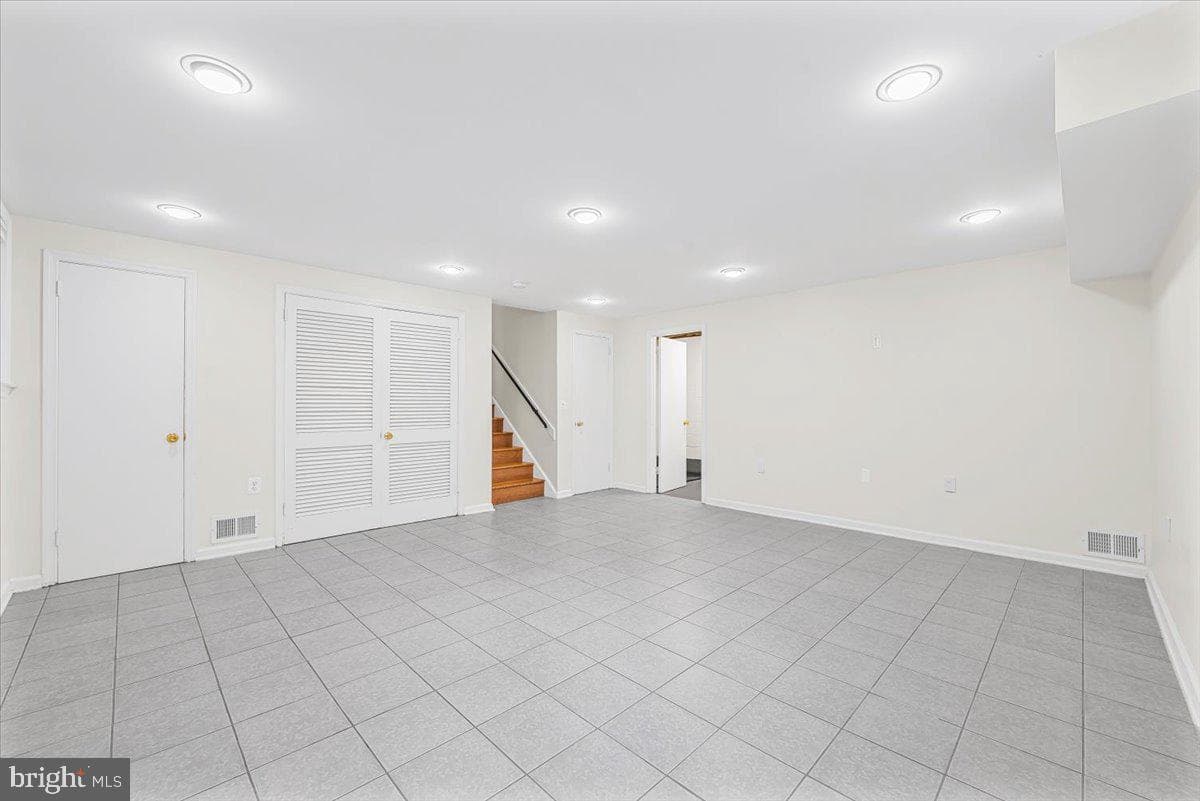 11112 Woodson Avenue photo 25