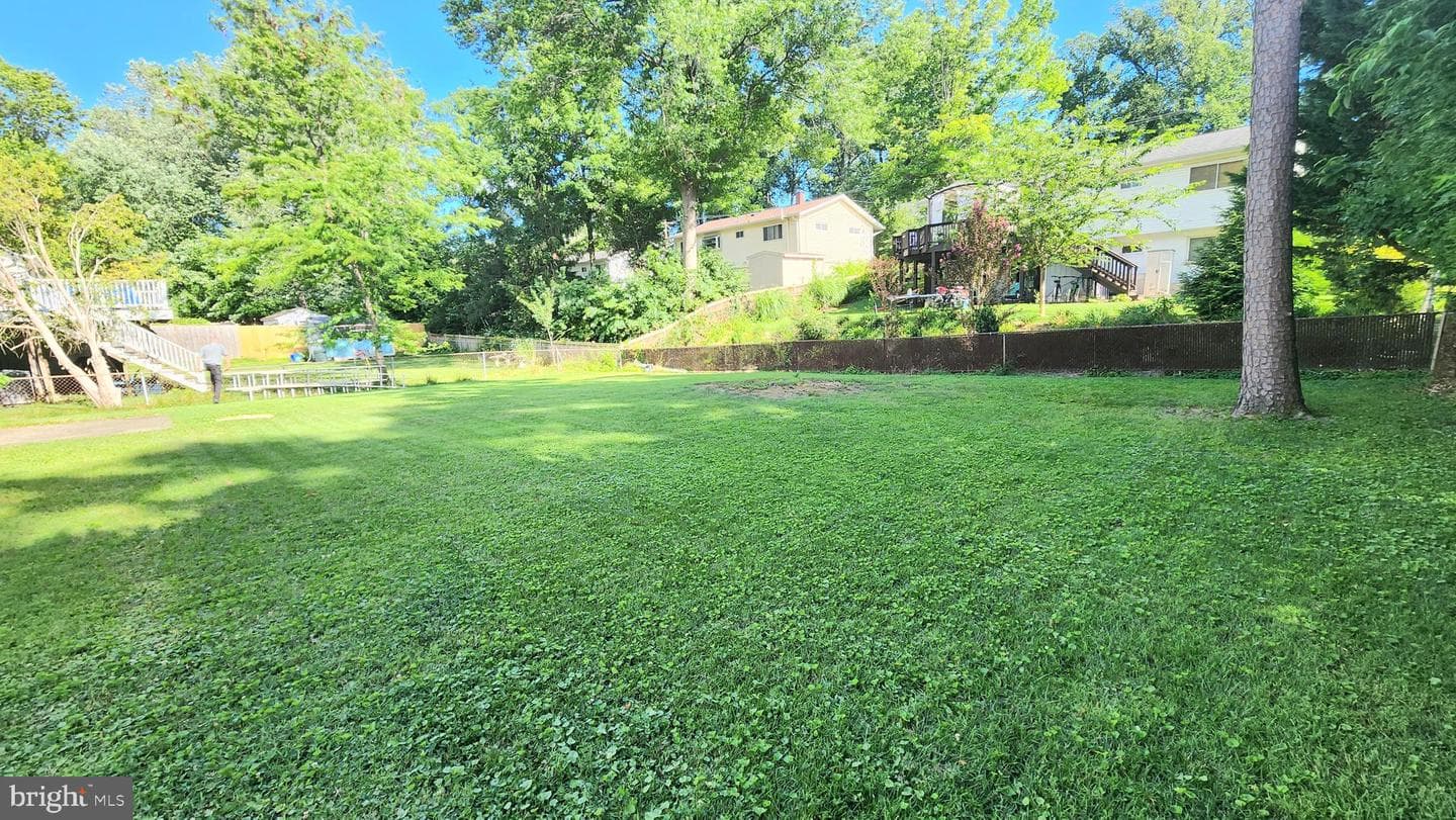 516 Lynch Street photo 18