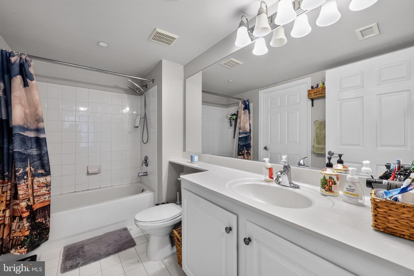 11710 Old Georgetown Road #225 photo 28
