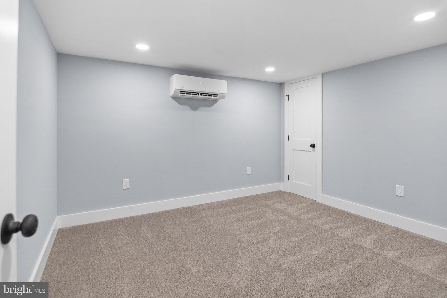 14200 Dav Road photo 54