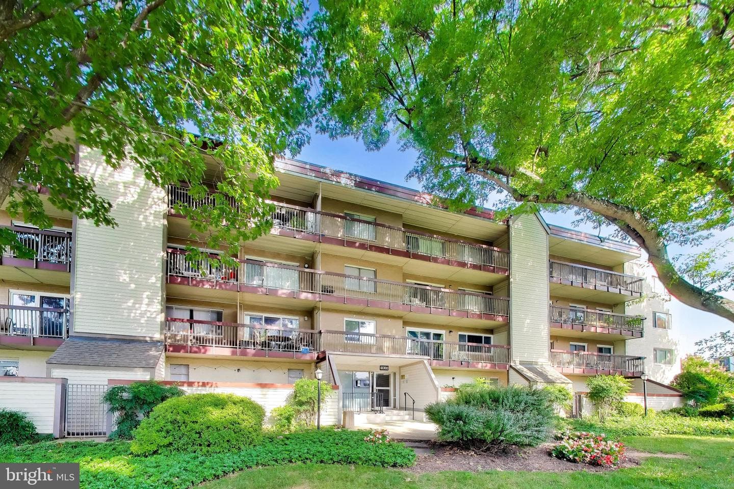 10300 Westlake Drive #s404, Bethesda