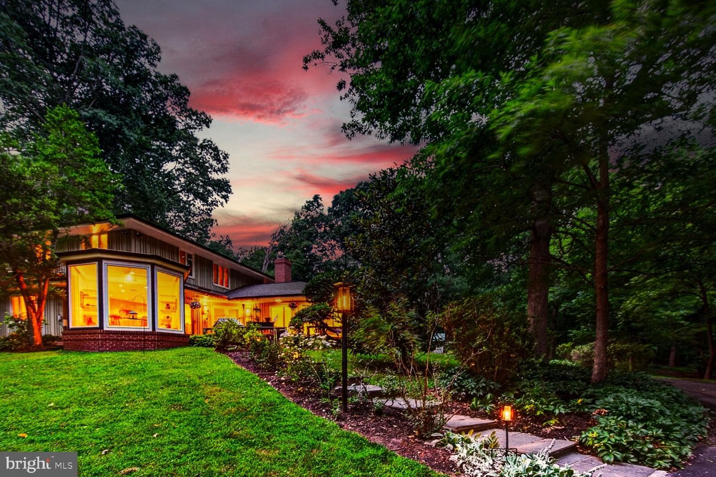 1118 Orchard Way, Silver Spring