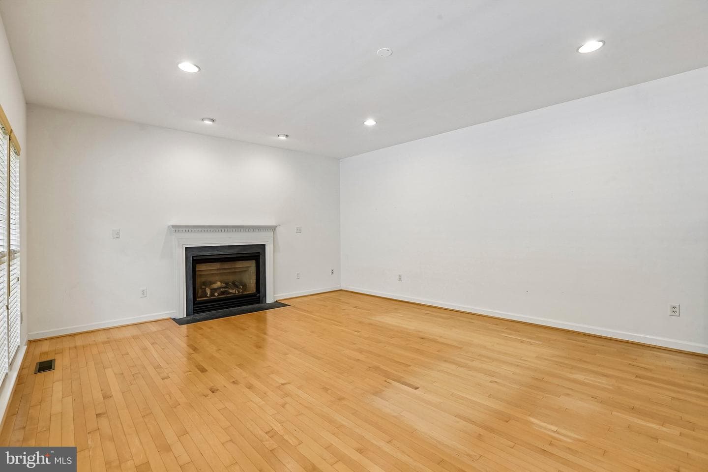 3006 Novak Terrace photo 6