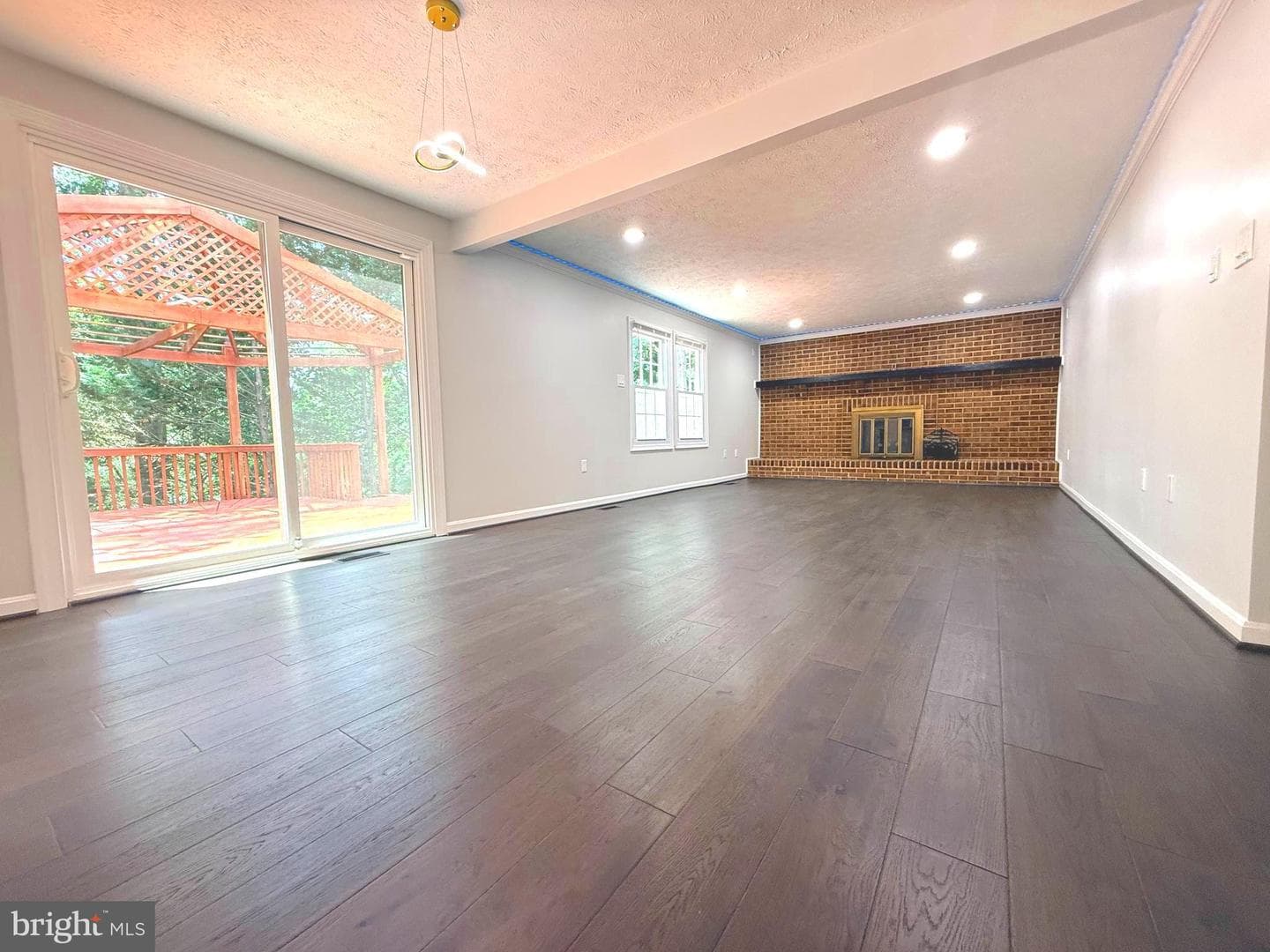 20345 Watkins Meadow Drive photo 10