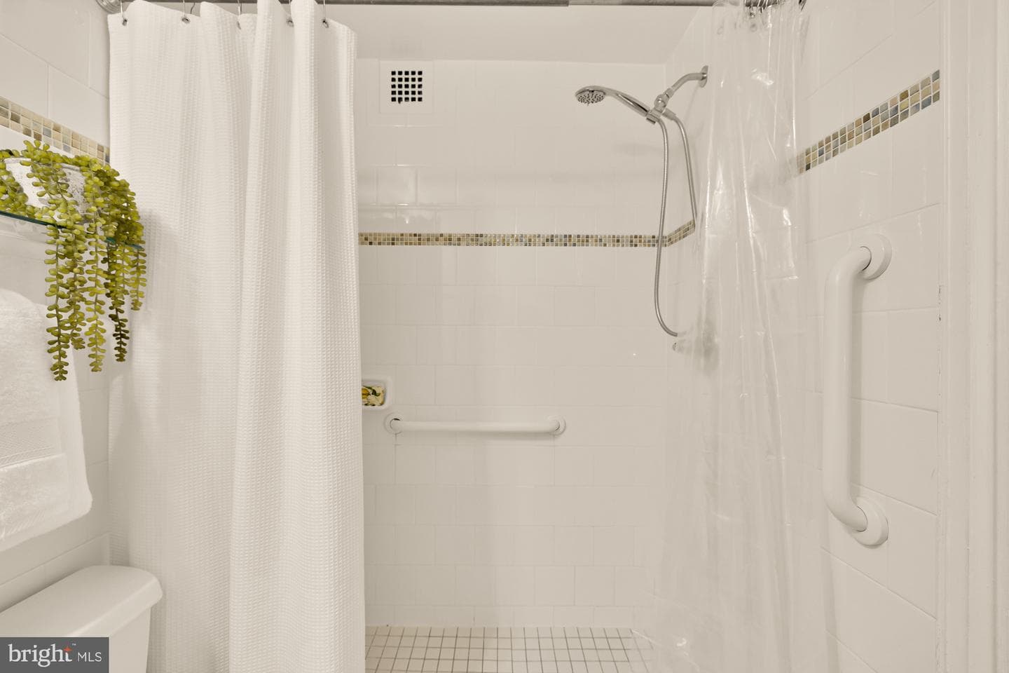 5301 Westbard Circle #210 photo 22