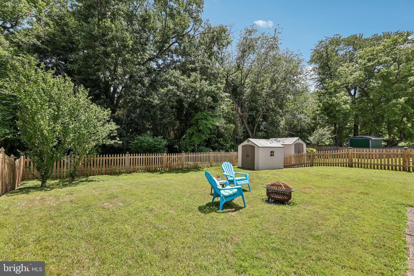 20541 Neerwinder Street photo 33