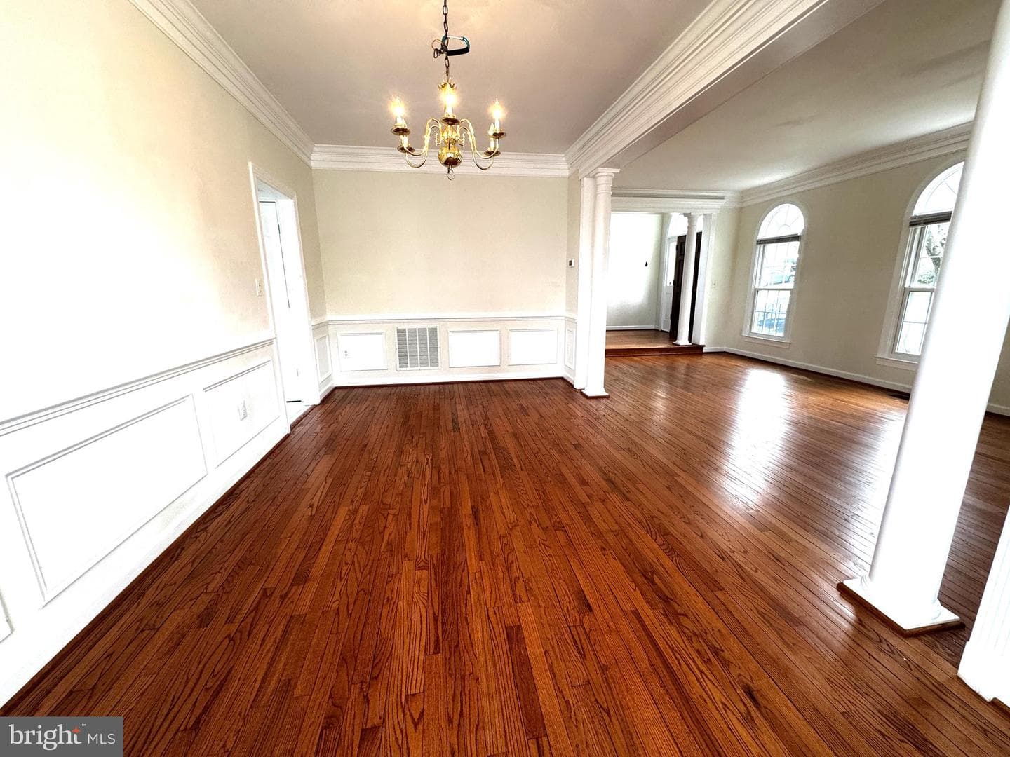 125 Mission Drive photo 12