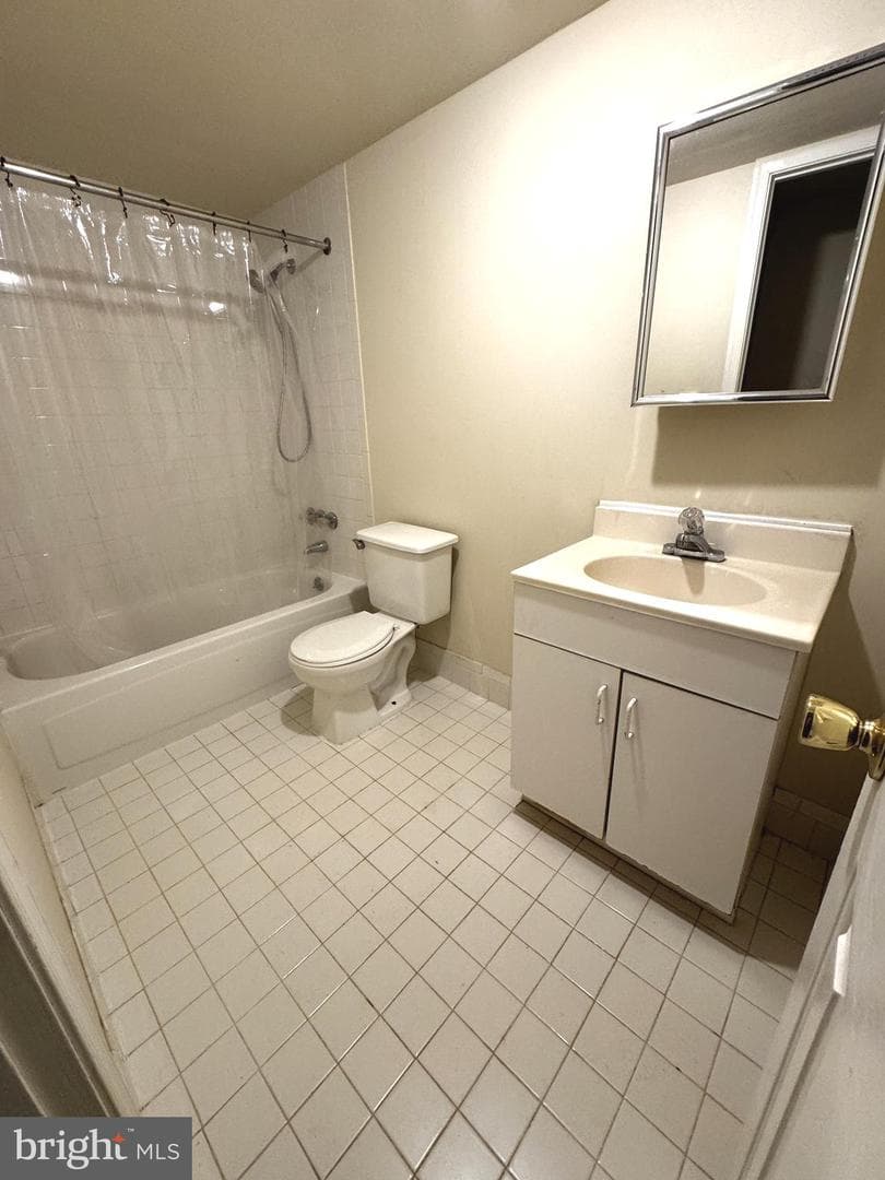 125 Mission Drive photo 35