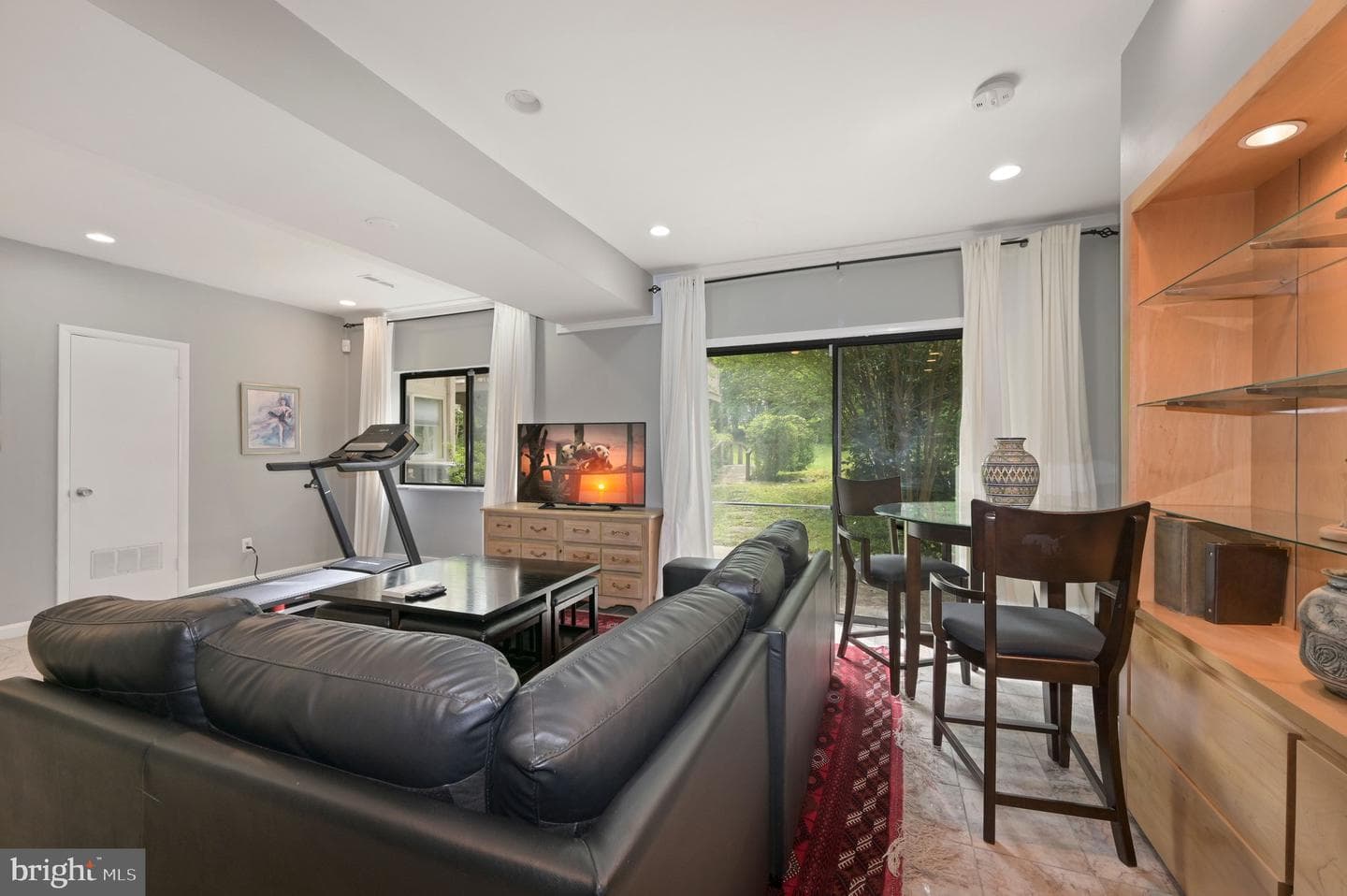 10204 Falls Road photo 37
