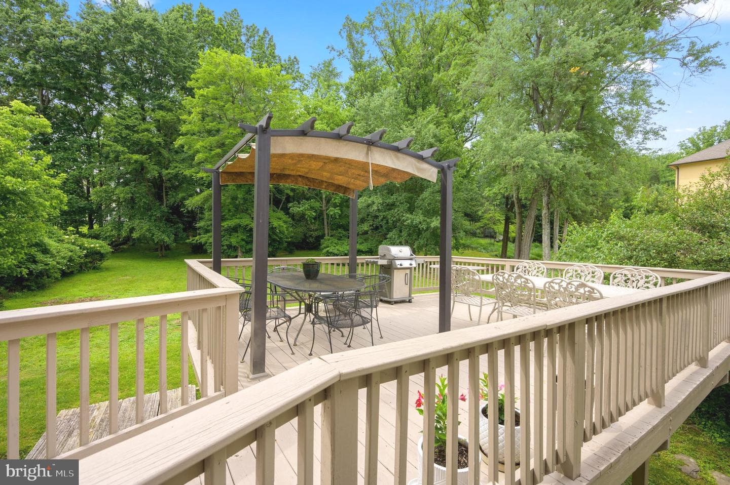 10204 Falls Road photo 44