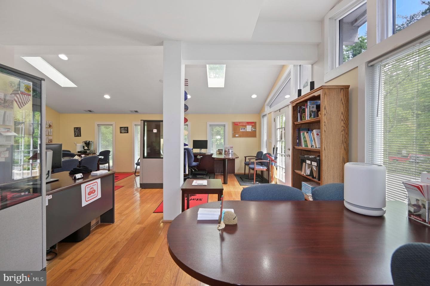 10204 Falls Road photo 47