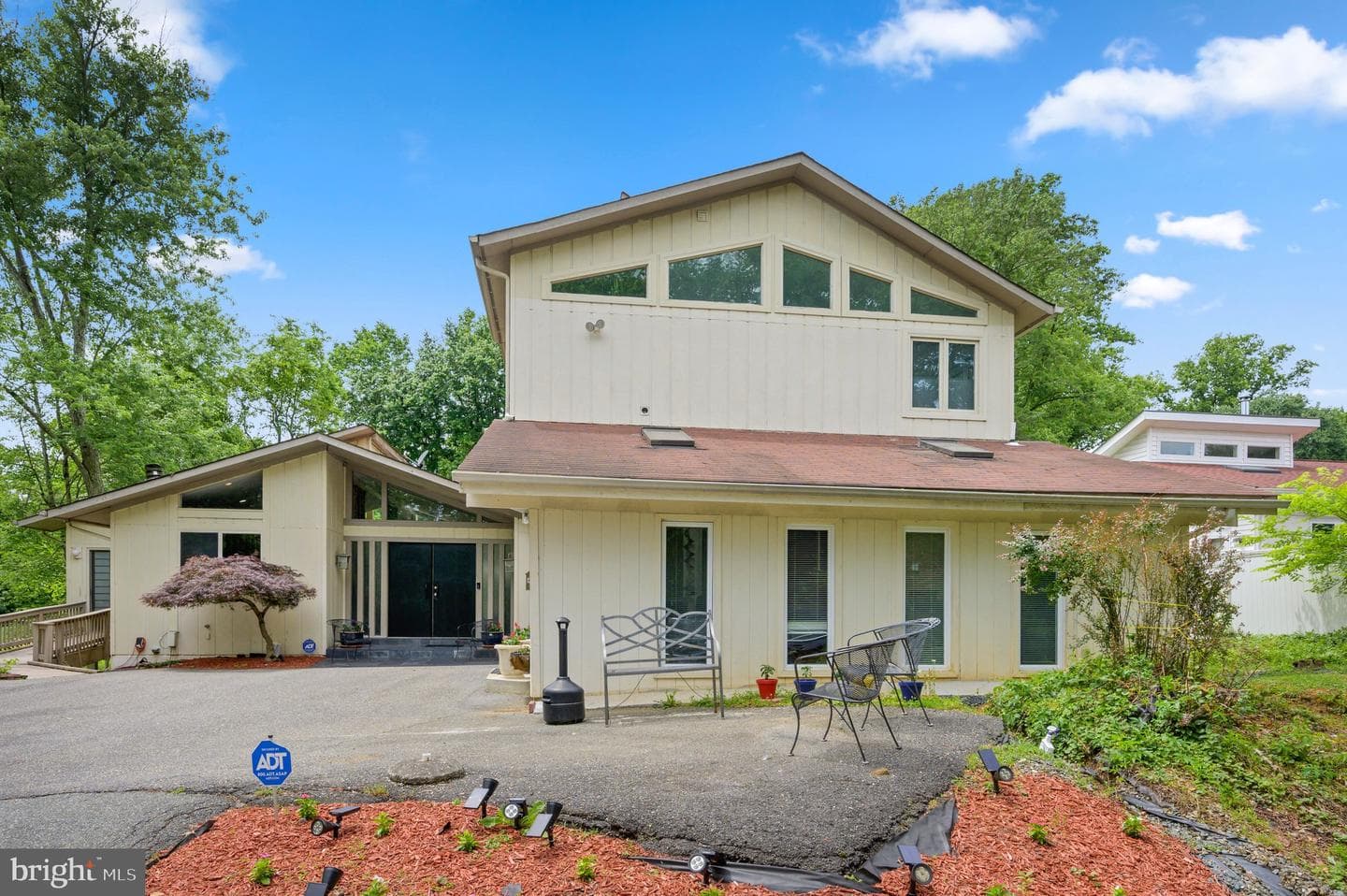 10204 Falls Road photo 48