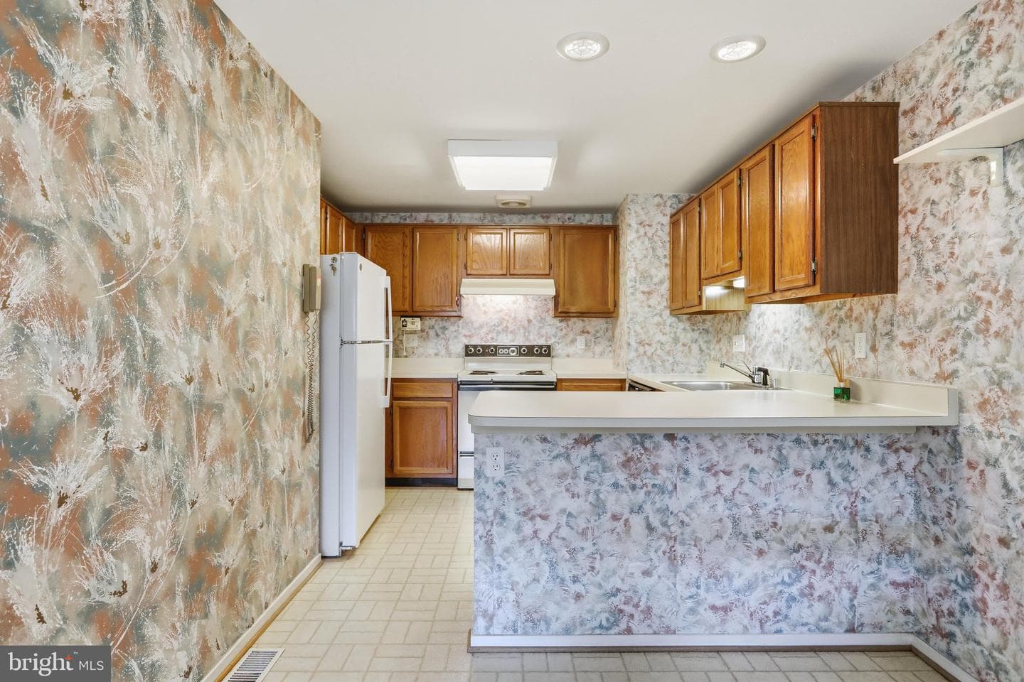 20201 Spring Haven Court photo 9