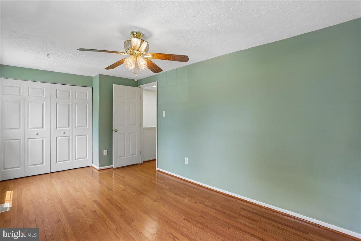 11 Teaneck Court photo 22