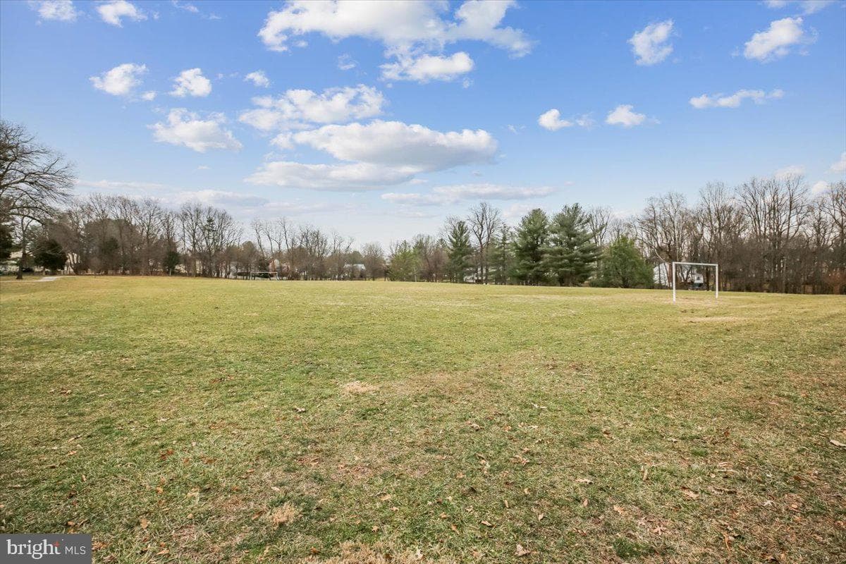 11 Teaneck Court photo 26