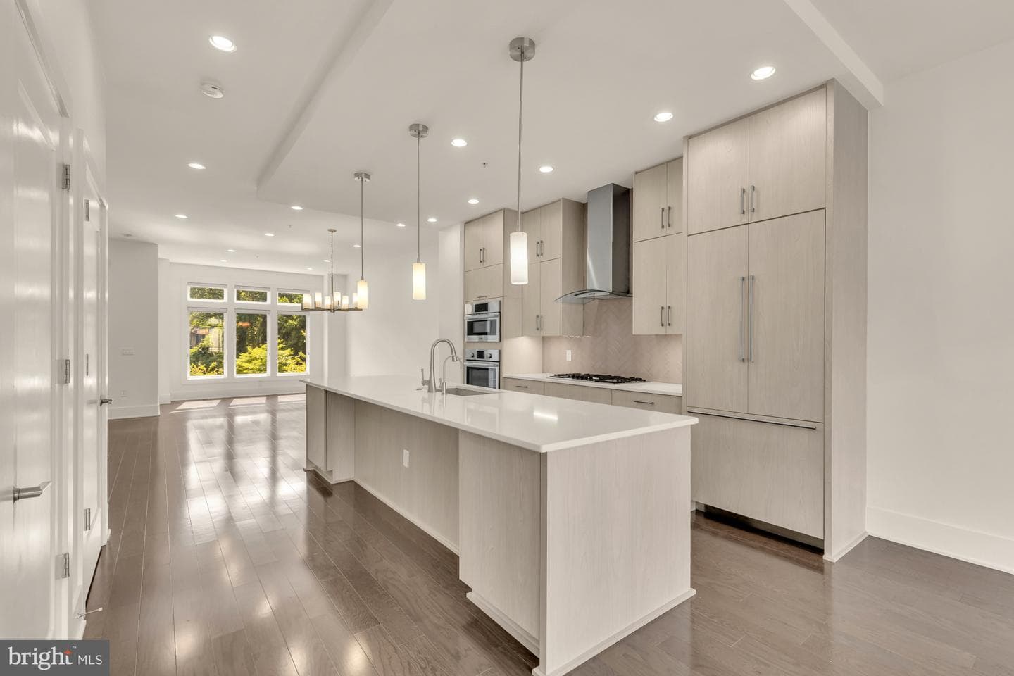 142 Winsome Circle photo 12
