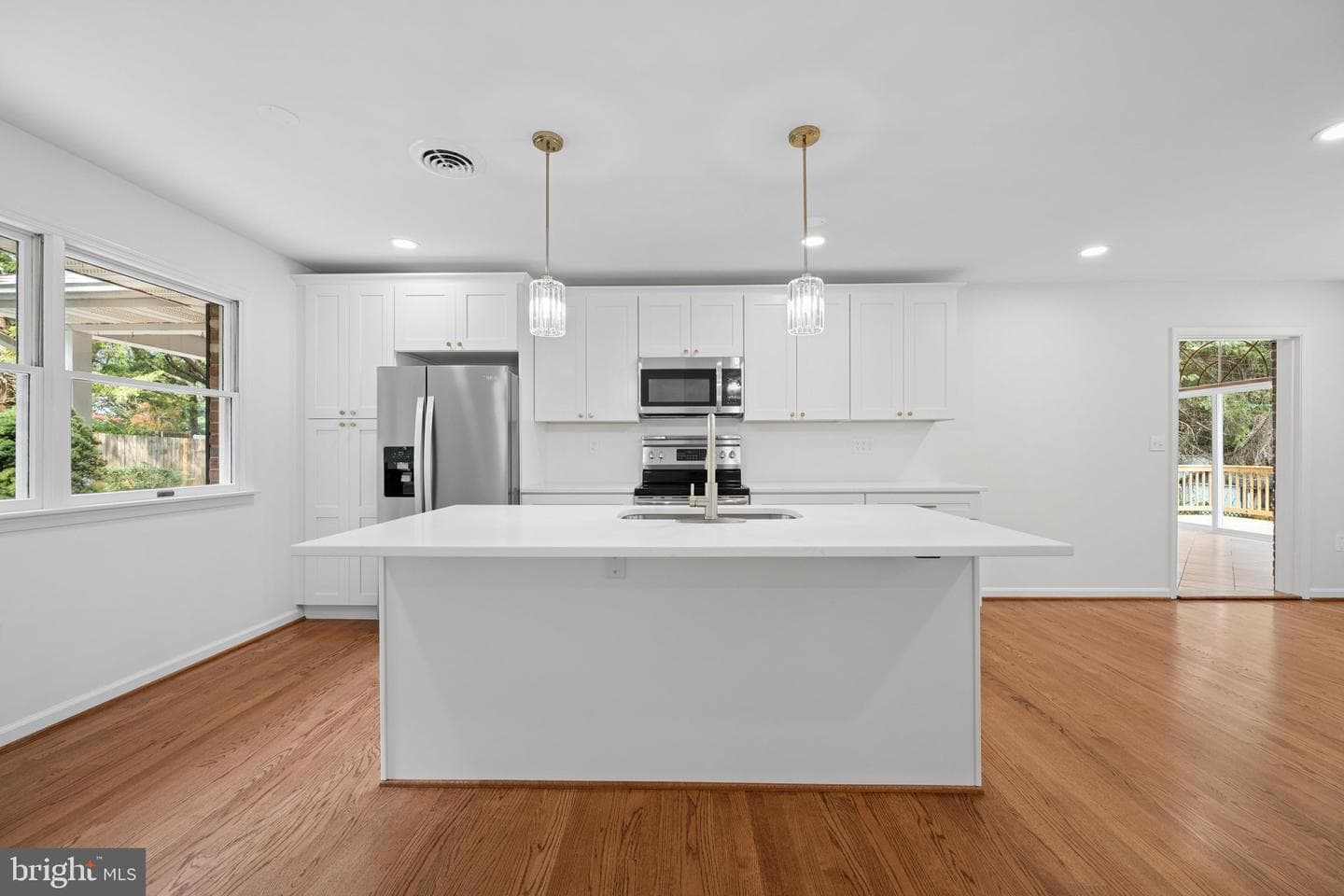 13715 Lewisdale Road photo 24