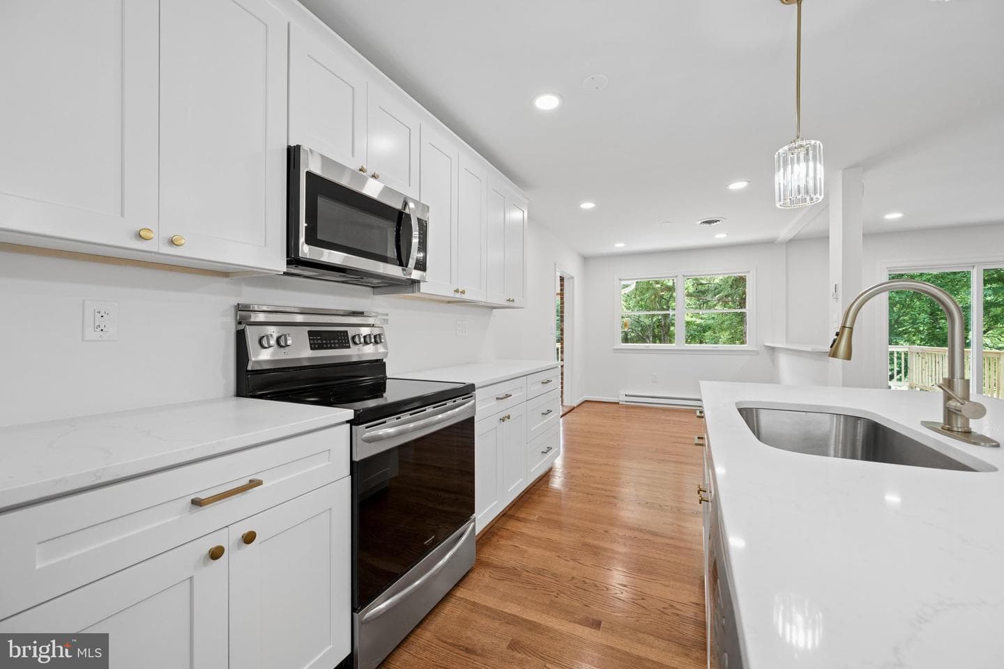 13715 Lewisdale Road photo 28