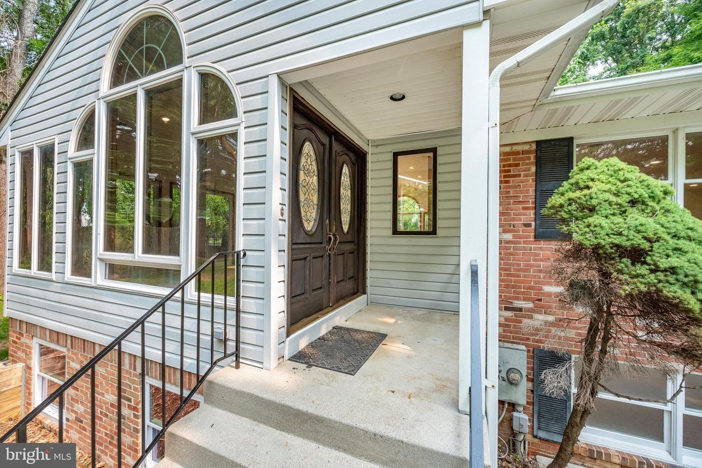 13715 Lewisdale Road photo 3