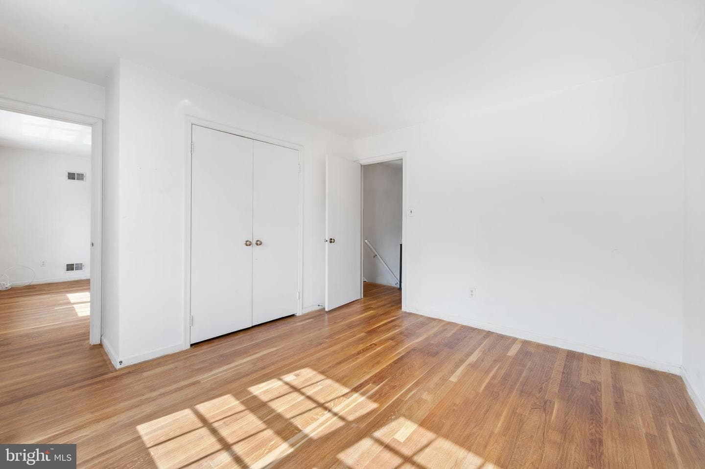 10253 Gainsborough photo 29
