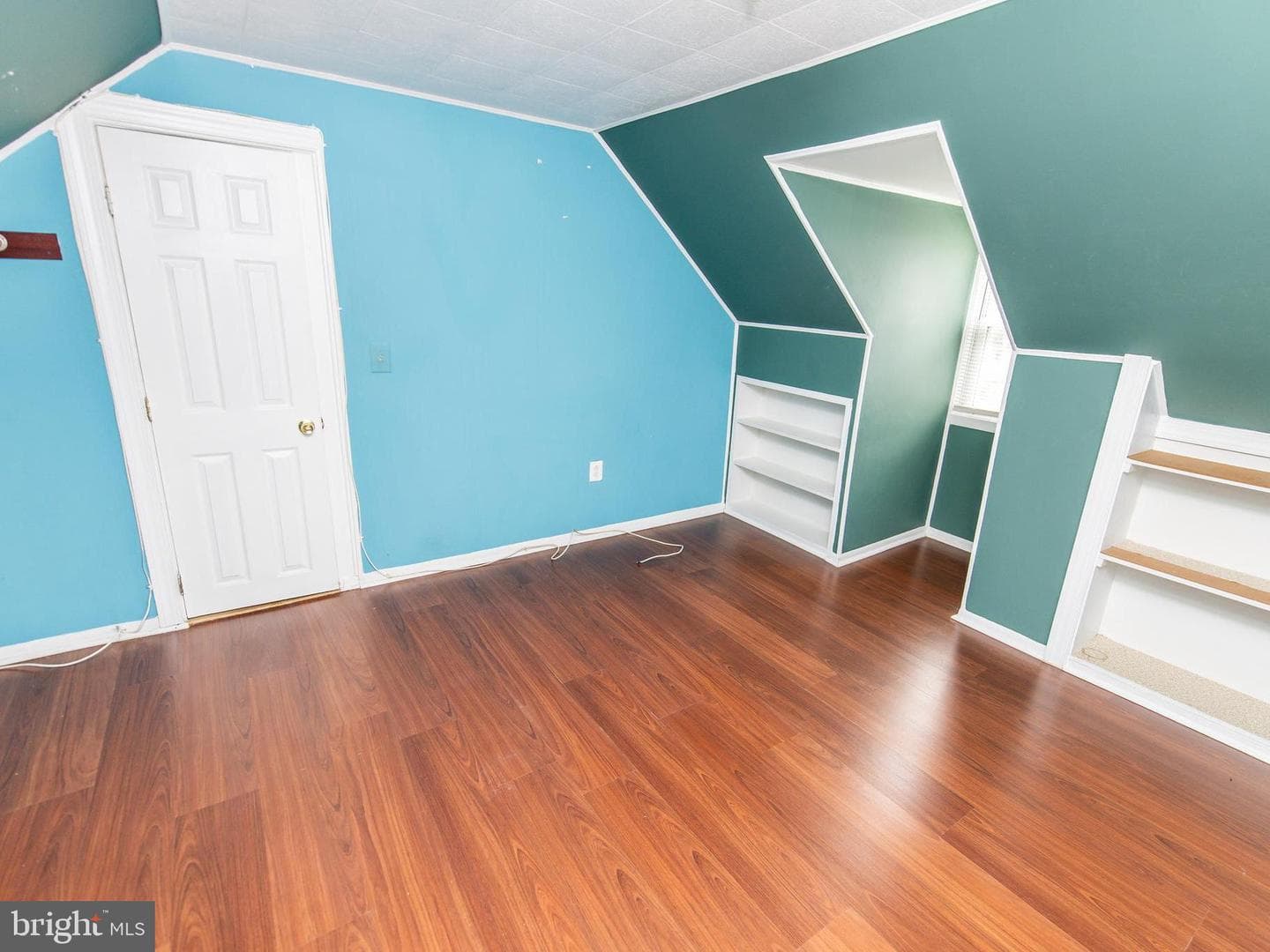 12124 Livingston Street photo 22