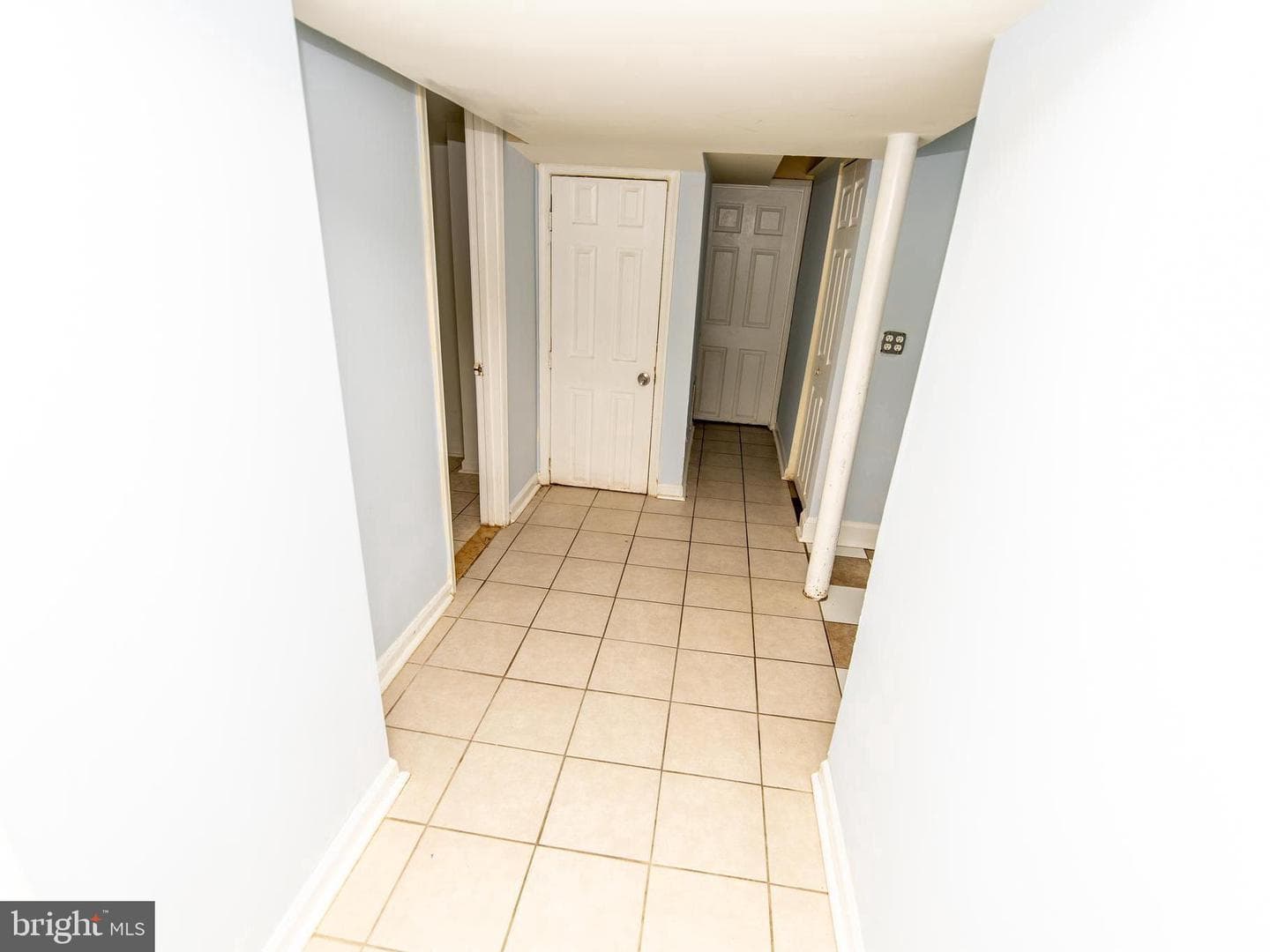 12124 Livingston Street photo 31