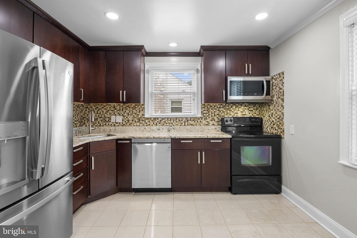 3013 Medway Street photo 5