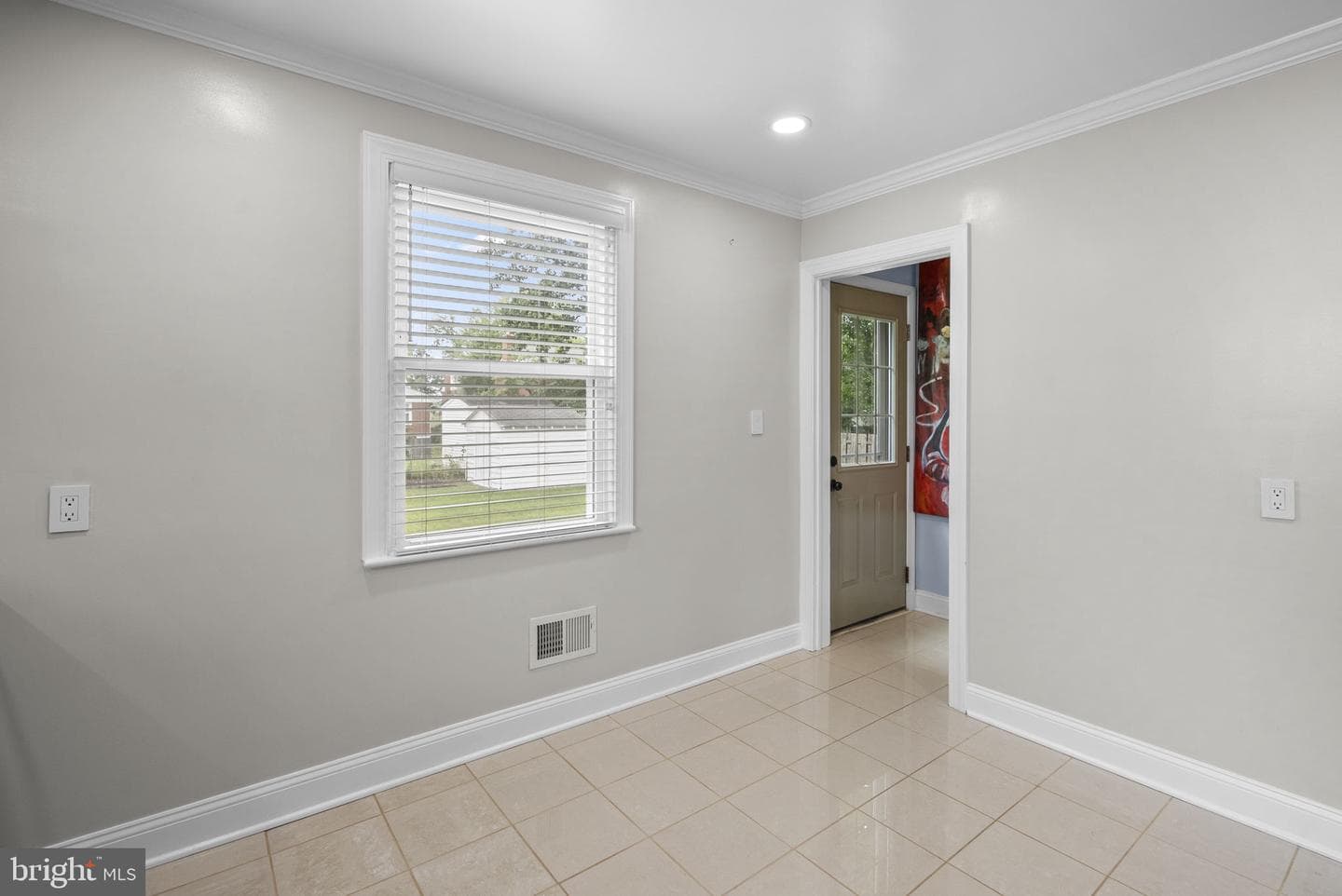 3013 Medway Street photo 8