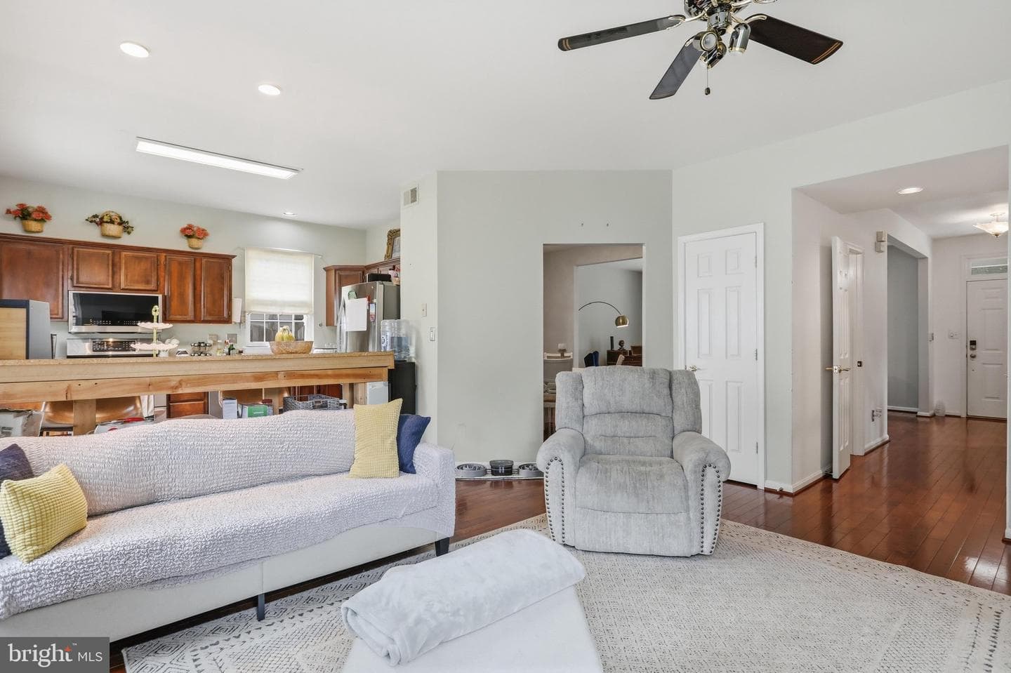 8704 Vanilla Leaf Court photo 11