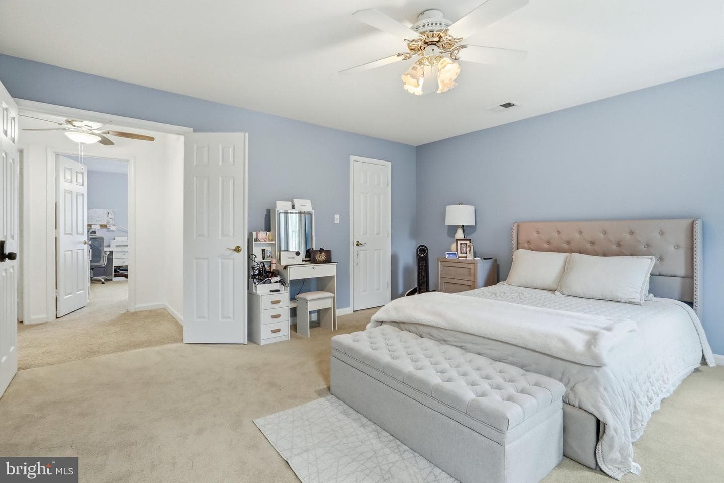 8704 Vanilla Leaf Court photo 19
