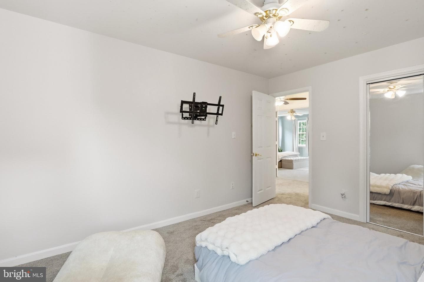 8704 Vanilla Leaf Court photo 26